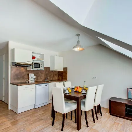 Les Balcons D'aix.3 아파트
